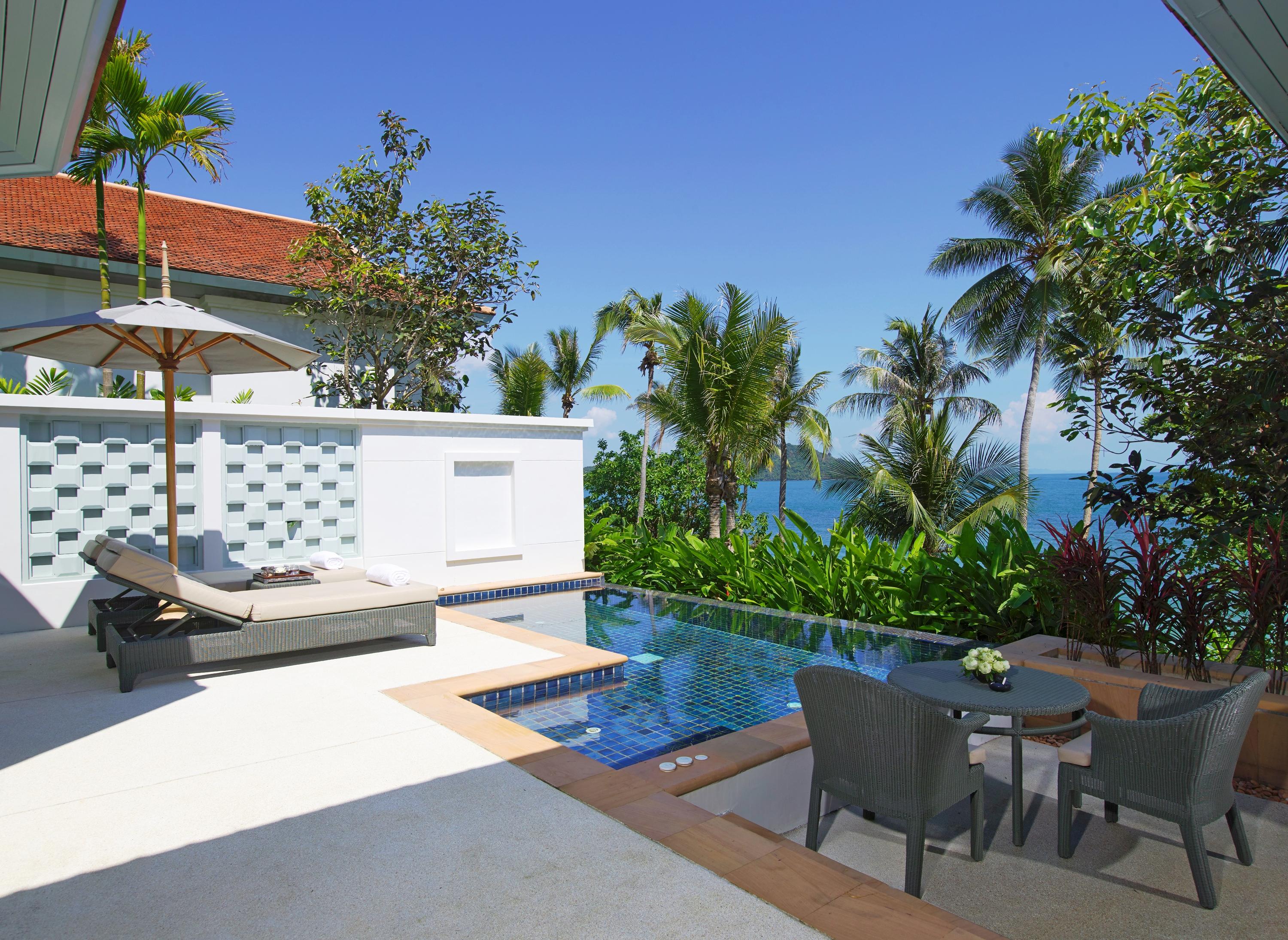 Amatara Welleisure Resort Cape Panwa Bagian luar foto Villa at the resort