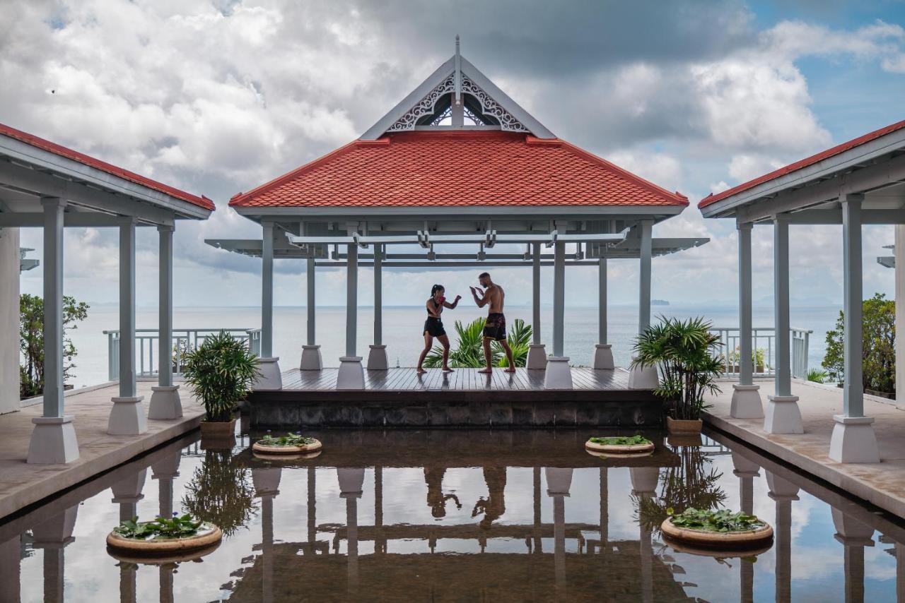 Amatara Welleisure Resort Cape Panwa Bagian luar foto The resort's main pavilion