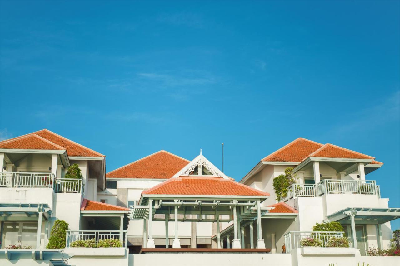 Amatara Welleisure Resort Cape Panwa Bagian luar foto The Royal Thai Navy Club